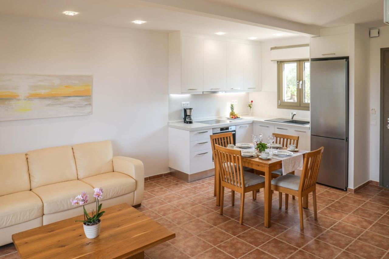 Georgia Villas Skiathos-stad Buitenkant foto