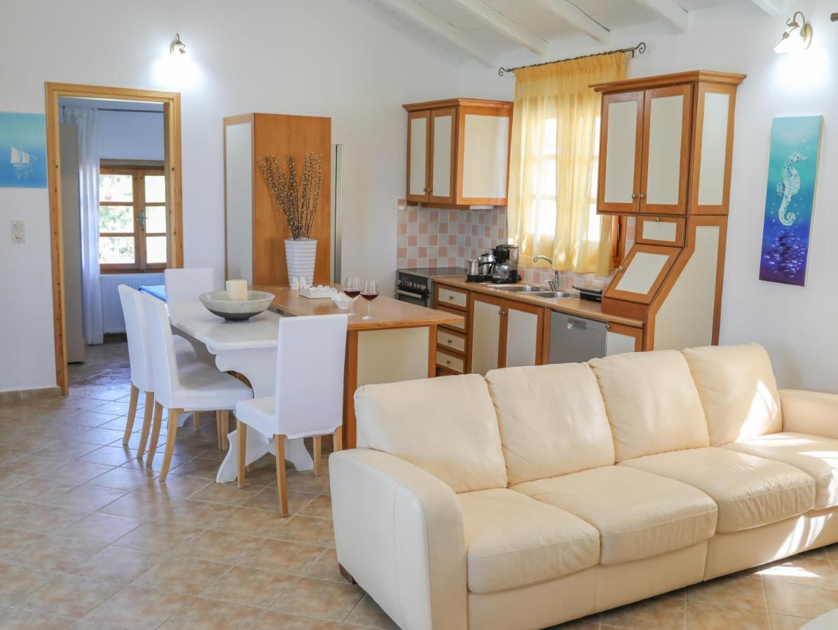 Georgia Villas Skiathos-stad Buitenkant foto