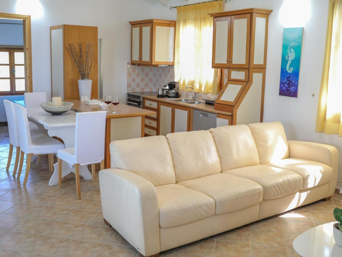 Georgia Villas Skiathos-stad Buitenkant foto