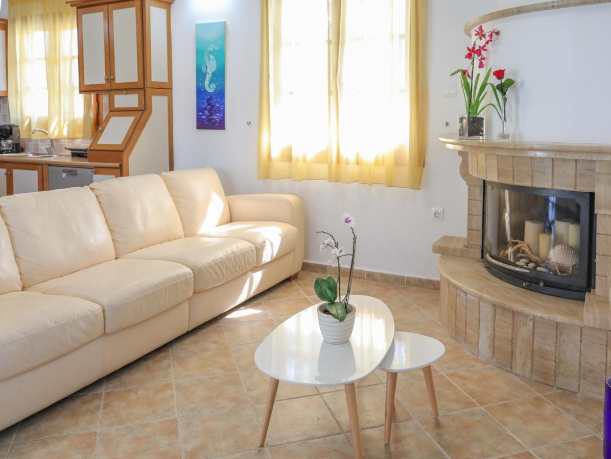 Georgia Villas Skiathos-stad Buitenkant foto
